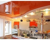 Оранжевый натяжной потолок на кухне